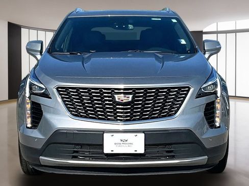 Certified 2023 Cadillac XT4 Premium Luxury w/ Cold Weather Package AWD/4WD image 3