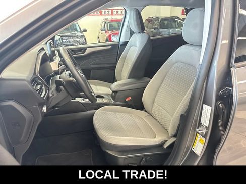 Used 2022 Ford Escape SE w/ Convenience Package AWD/4WD image 4
