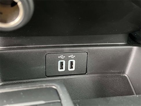 Certified 2022 Ford Ranger Lariat w/ Equipment Group 501A High image 33