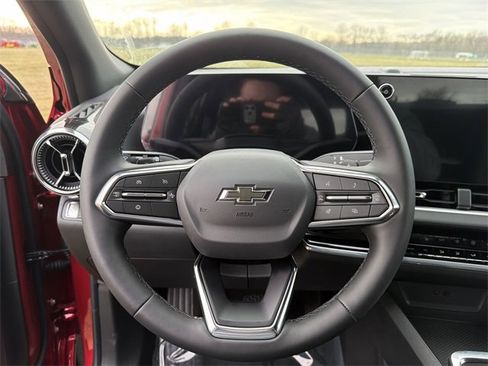 New 2026 Chevrolet Equinox LT w/ Convenience Package II image 31