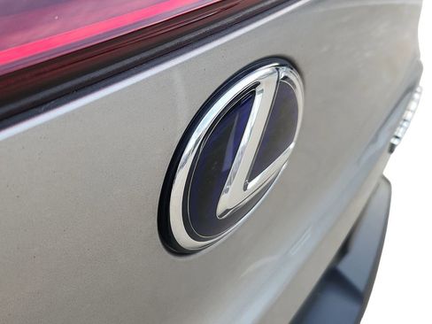 Used 2020 Lexus UX 250h w/ Premium Package image 30