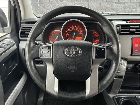 Used 2011 Toyota 4Runner SR5 image 21