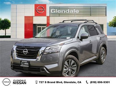 New 2025 Nissan Pathfinder SV w/ Cargo Package