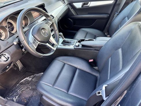 Used 2014 Mercedes-Benz C 250 Sedan image 20