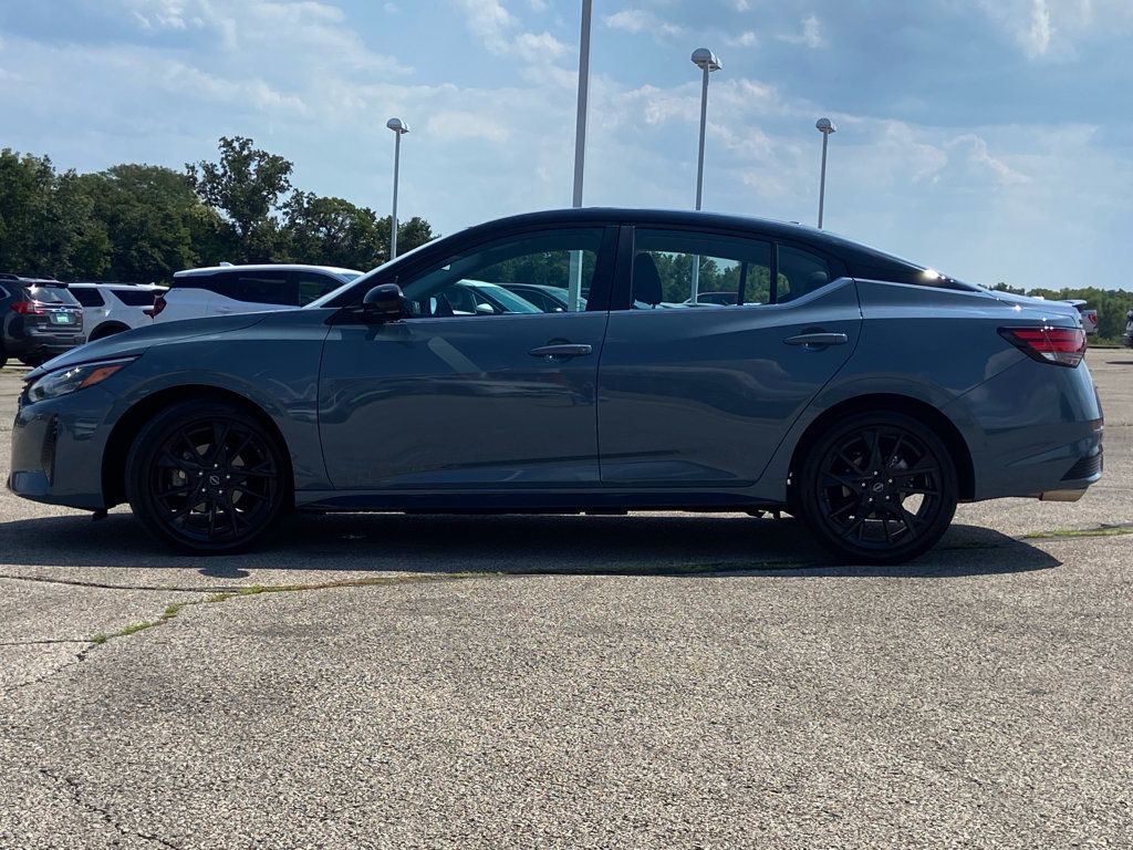 Used 2025 Nissan Sentra SR w/ Midnight Edition FWD image 8