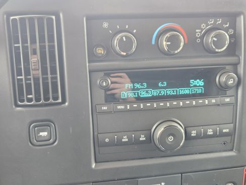 New 2025 GMC Savana 2500 Extended w/ Driver Convenience Package image 12