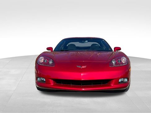 Used 2005 Chevrolet Corvette Coupe w/ Preferred Equipment Group image 12