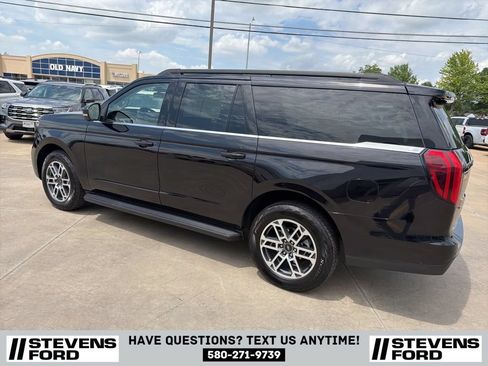 Used 2025 Ford Expedition Max Active AWD/4WD image 7