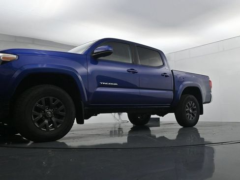 Used 2022 Toyota Tacoma SR5 AWD/4WD image 20