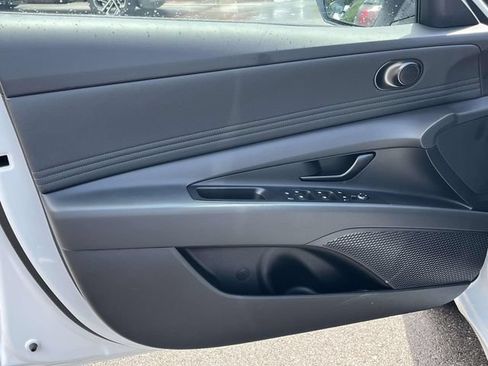 New 2026 Hyundai Elantra SEL Sport FWD image 12