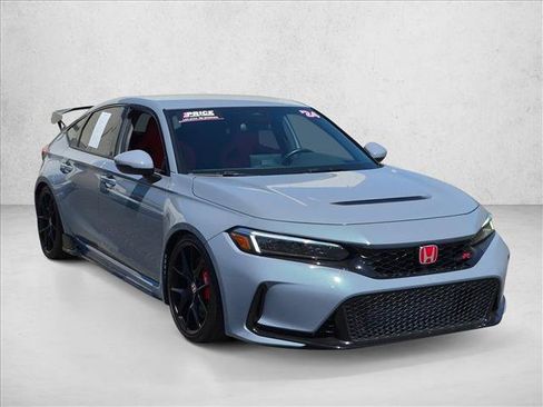 Used 2024 Honda Civic Type R image 3