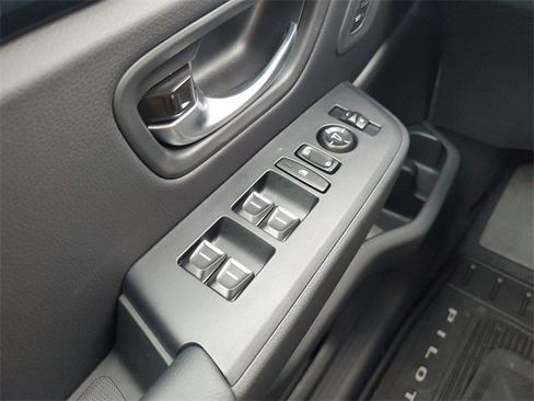 New 2025 Honda Pilot EX-L image 27