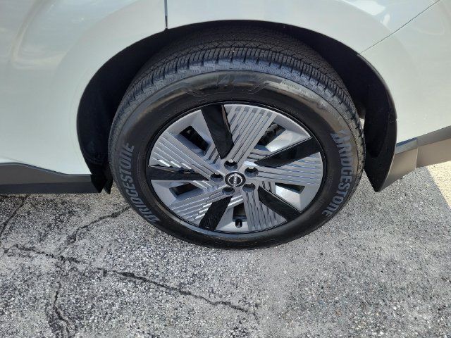 Used 2025 Nissan Murano SL AWD/4WD image 6