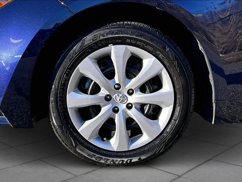 Certified 2022 Toyota Corolla LE image 10
