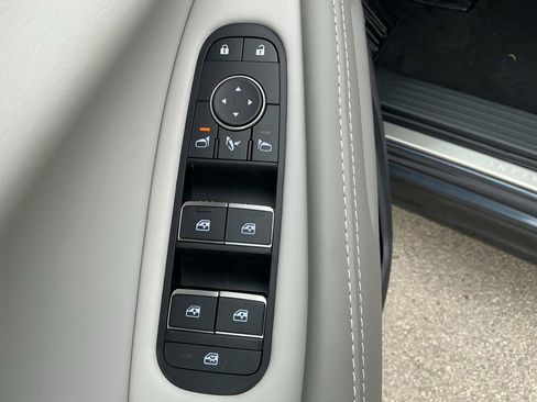 New 2026 INFINITI QX60 Luxe w/ Family Package image 24