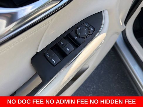 Used 2023 Buick Envision Preferred FWD image 13