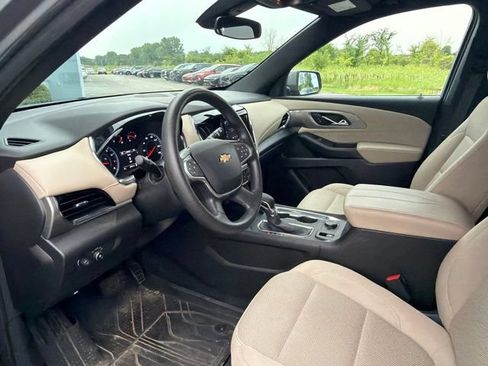 Used 2023 Chevrolet Traverse LS w/ Safety Package AWD/4WD image 18