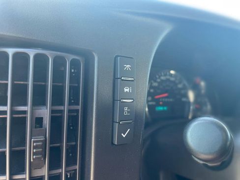 Used 2023 Chevrolet Express 2500 w/ Driver Convenience Package image 34