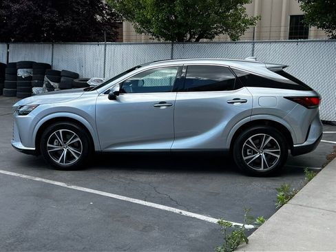 Used 2023 Lexus RX 350 Premium w/ Cold Area Package AWD/4WD image 4