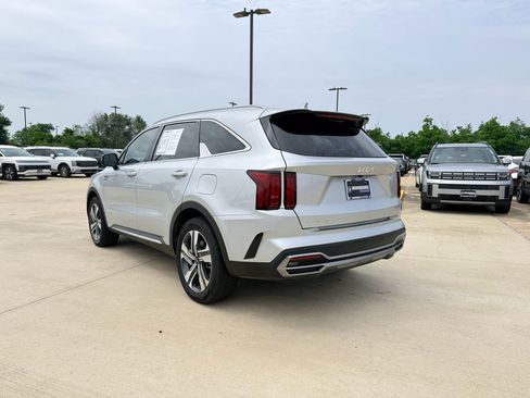 Used 2023 Kia Sorento SX Prestige AWD/4WD image 7