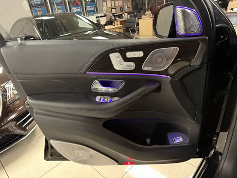 Used 2020 Mercedes-Benz GLS 580 GLS580 4MATIC image 9