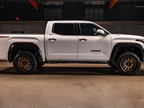 Used 2023 Toyota Tundra Limited w/ TRD Off-Road Package AWD/4WD image 10