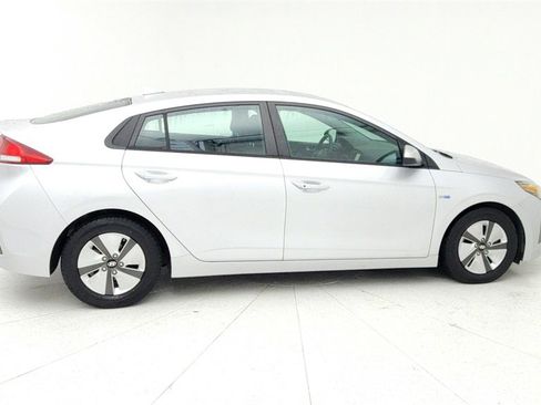 Used 2018 Hyundai Ioniq Blue image 7
