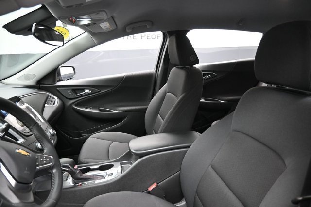 Used 2024 Chevrolet Malibu RS w/ LPO, Floor Liner Package FWD image 17