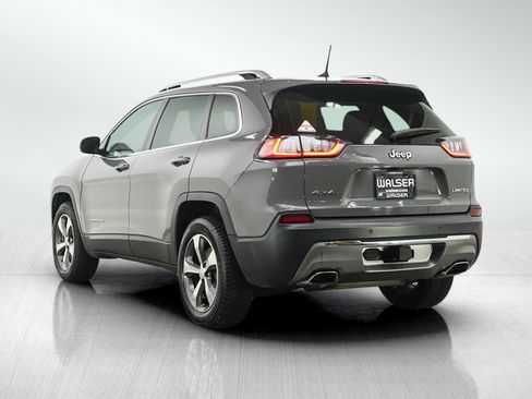 Used 2019 Jeep Cherokee Limited w/ Trailer Tow Group AWD/4WD image 3