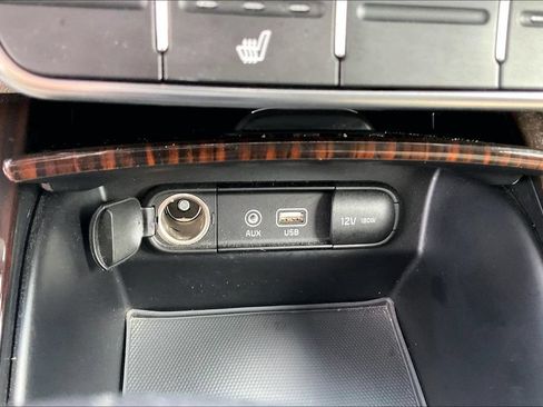 Used 2019 Kia Sorento EX FWD image 16