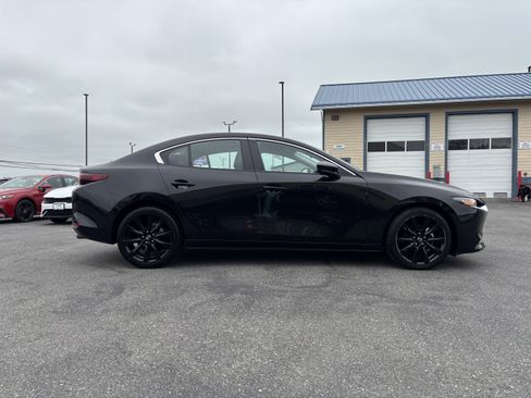 Used 2024 MAZDA MAZDA3 s FWD image 8