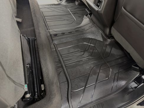 Used 2022 Chevrolet Silverado 2500 High Country w/ Technology Package image 26