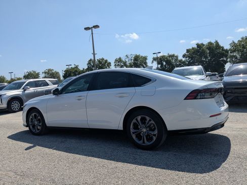 Used 2023 Honda Accord EX-L image 7