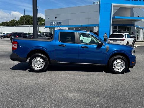 Used 2024 Ford Maverick XL FWD image 2