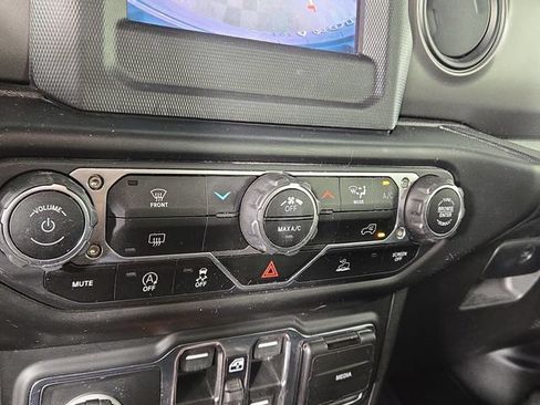 Used 2022 Jeep Wrangler Unlimited Sport AWD/4WD image 20