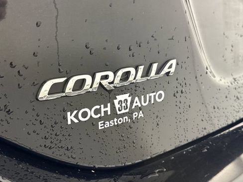 Used 2019 Toyota Corolla LE FWD image 16