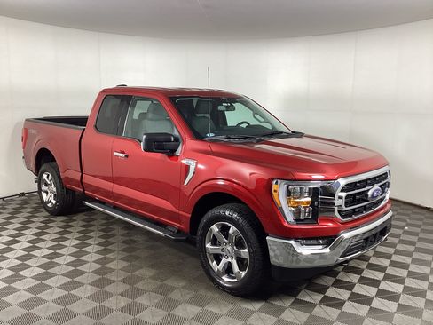 Used 2022 Ford F150 XLT w/ Equipment Group 302A High AWD/4WD image 1