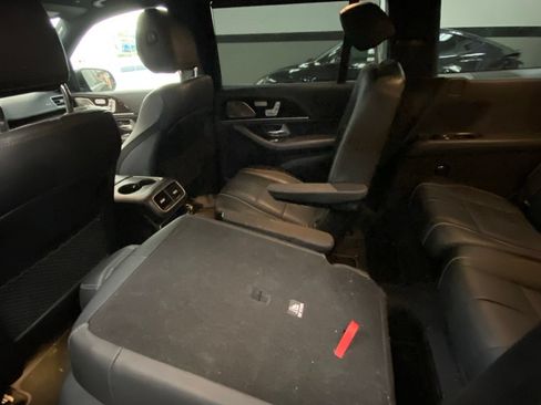Used 2022 Mercedes-Benz GLS 450 4MATIC image 10