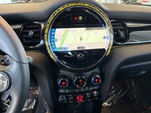 Used 2024 MINI Cooper S FWD image 31