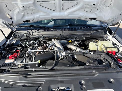 Used 2020 Ford F350 Platinum image 6