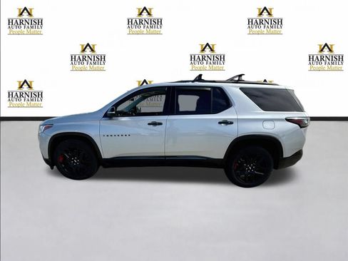 Used 2021 Chevrolet Traverse Premier w/ Redline Edition AWD/4WD image 2