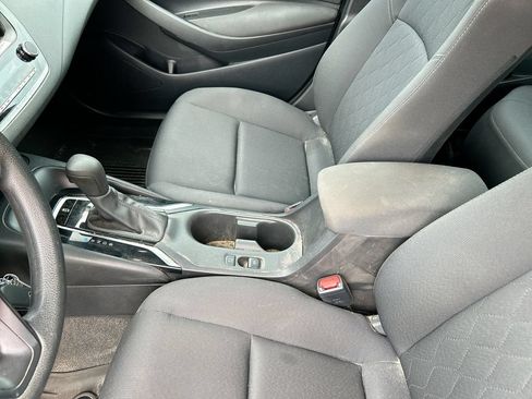 Used 2024 Toyota Corolla LE FWD image 27