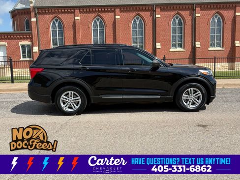 Used 2023 Ford Explorer XLT RWD image 3