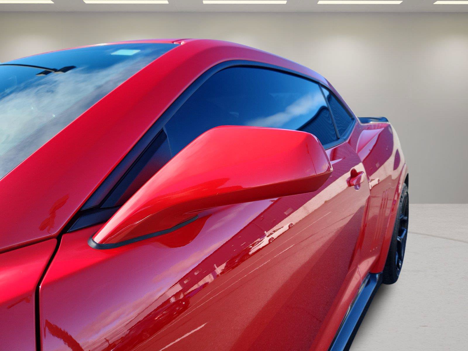 Used 2015 Chevrolet Camaro Z/28 RWD image 42