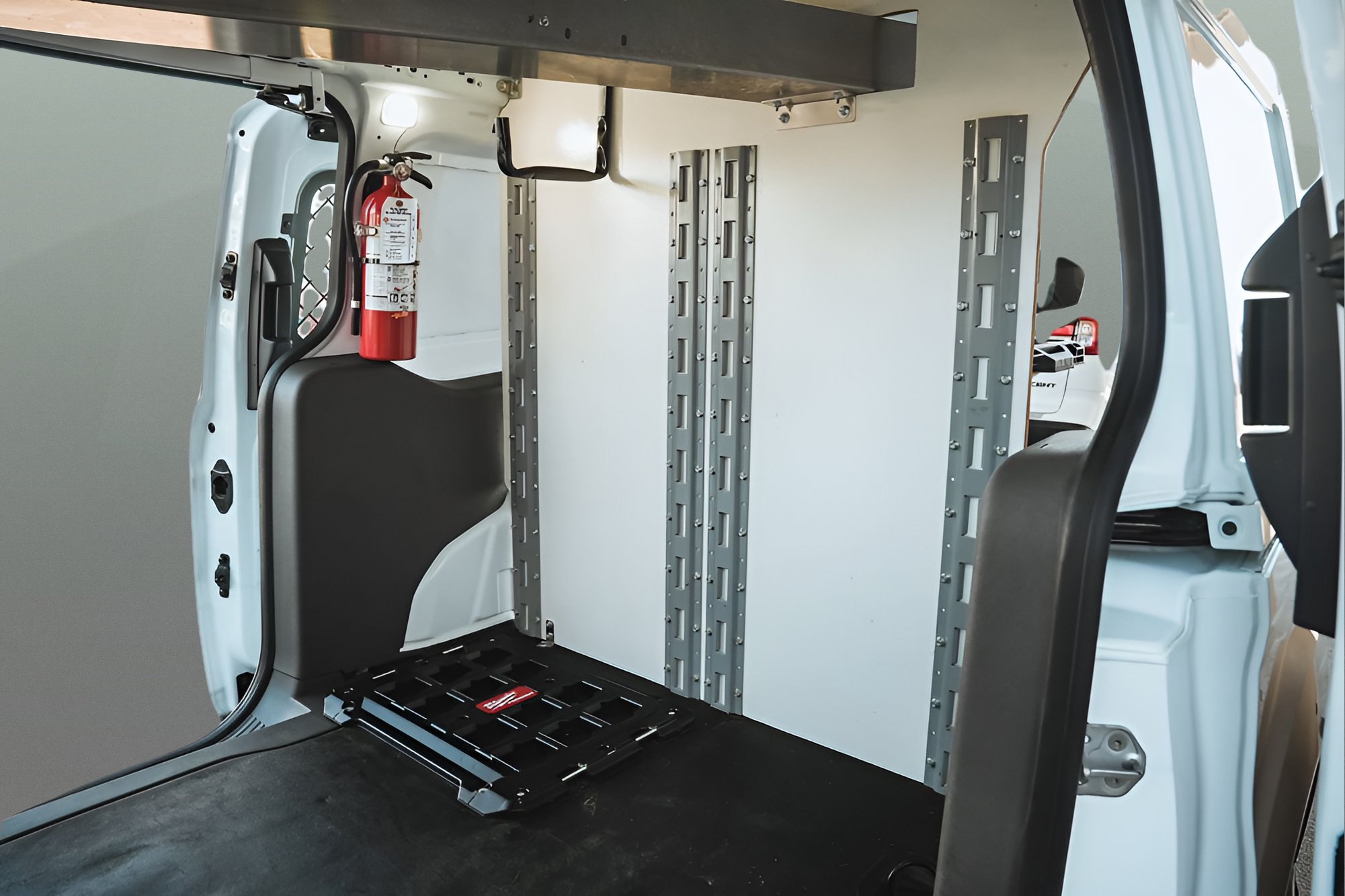 Used 2023 Ford Transit Connect XL FWD image 13