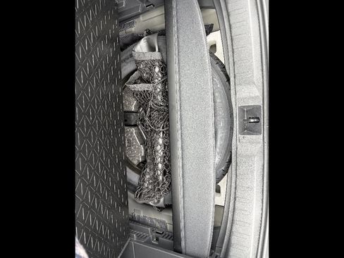 Used 2025 Toyota RAV4 XLE Premium w/ Weather Package AWD/4WD image 9