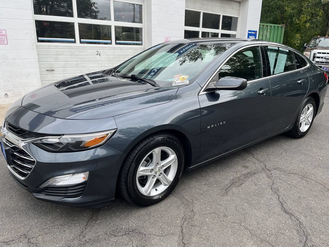 Used 2019 Chevrolet Malibu LS w/ Driver Confidence Package II FWD image 3
