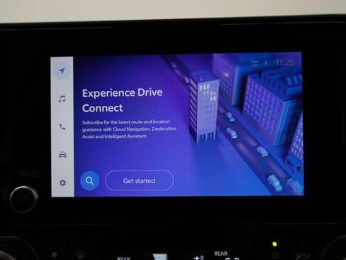 Used 2024 Toyota Highlander LE AWD/4WD image 30