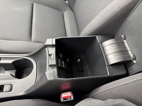 Used 2023 Toyota Corolla LE image 42