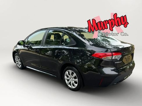 Used 2022 Toyota Corolla LE FWD image 4
